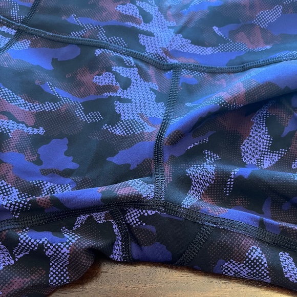 Lululemon Pace Rival Crop Leggings - Hounds Camo Emperor Blue Black Vintage - 4 - Picture 8 of 15